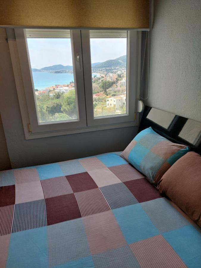 Bright View Apartment PalaiónTsiflíkion Zewnętrze zdjęcie